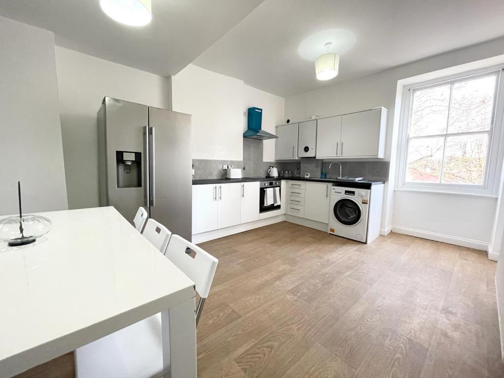 Comfortable City Centre Room Μπρίστολ Εξωτερικό φωτογραφία